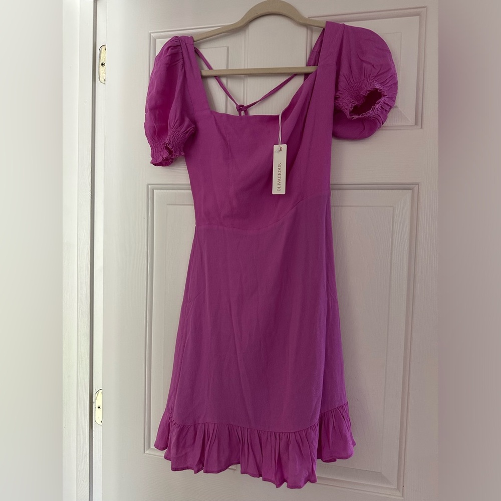 Olivaceous Dress
⭐️NWT⭐️